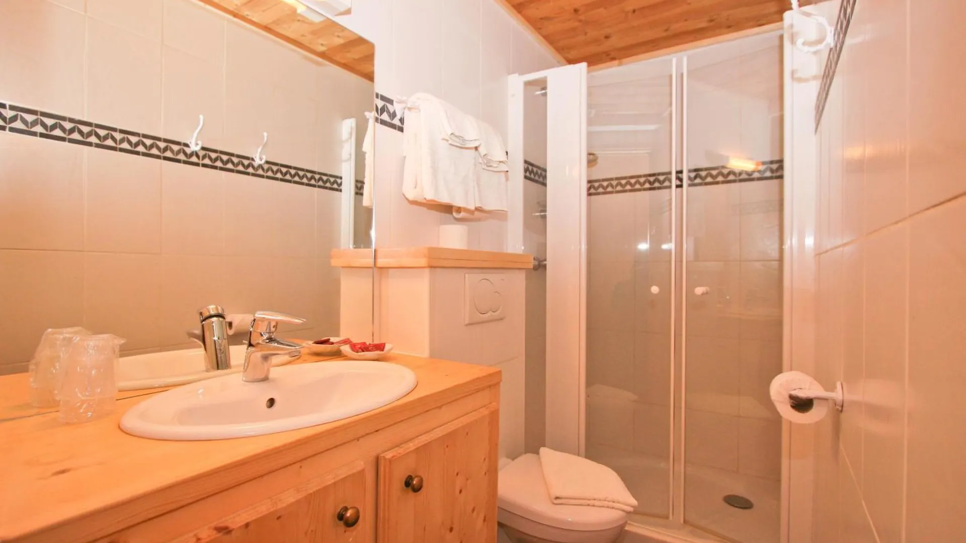 Alpen Roc Hotel Morzine