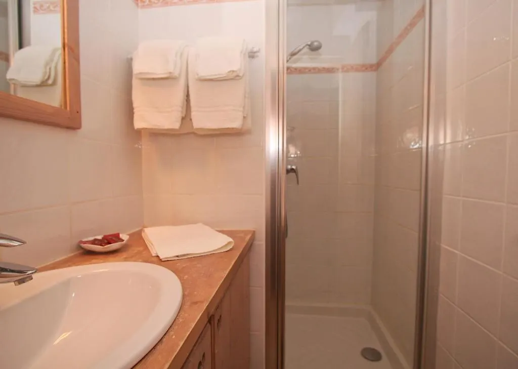 Alpen Roc Hotel Morzine