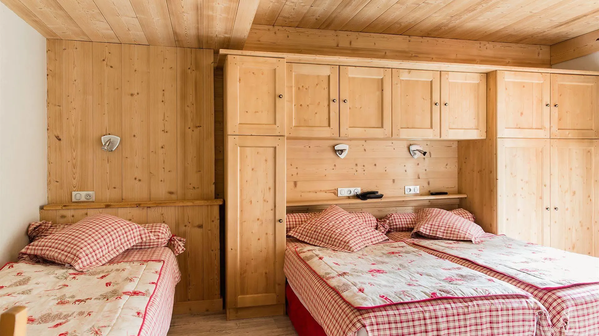 Alpen Roc Hotel Morzine