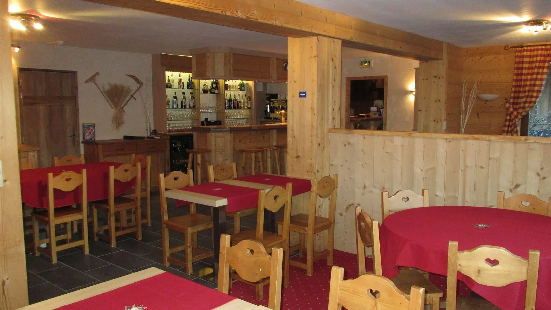 Alpen Roc Hotel Morzine
